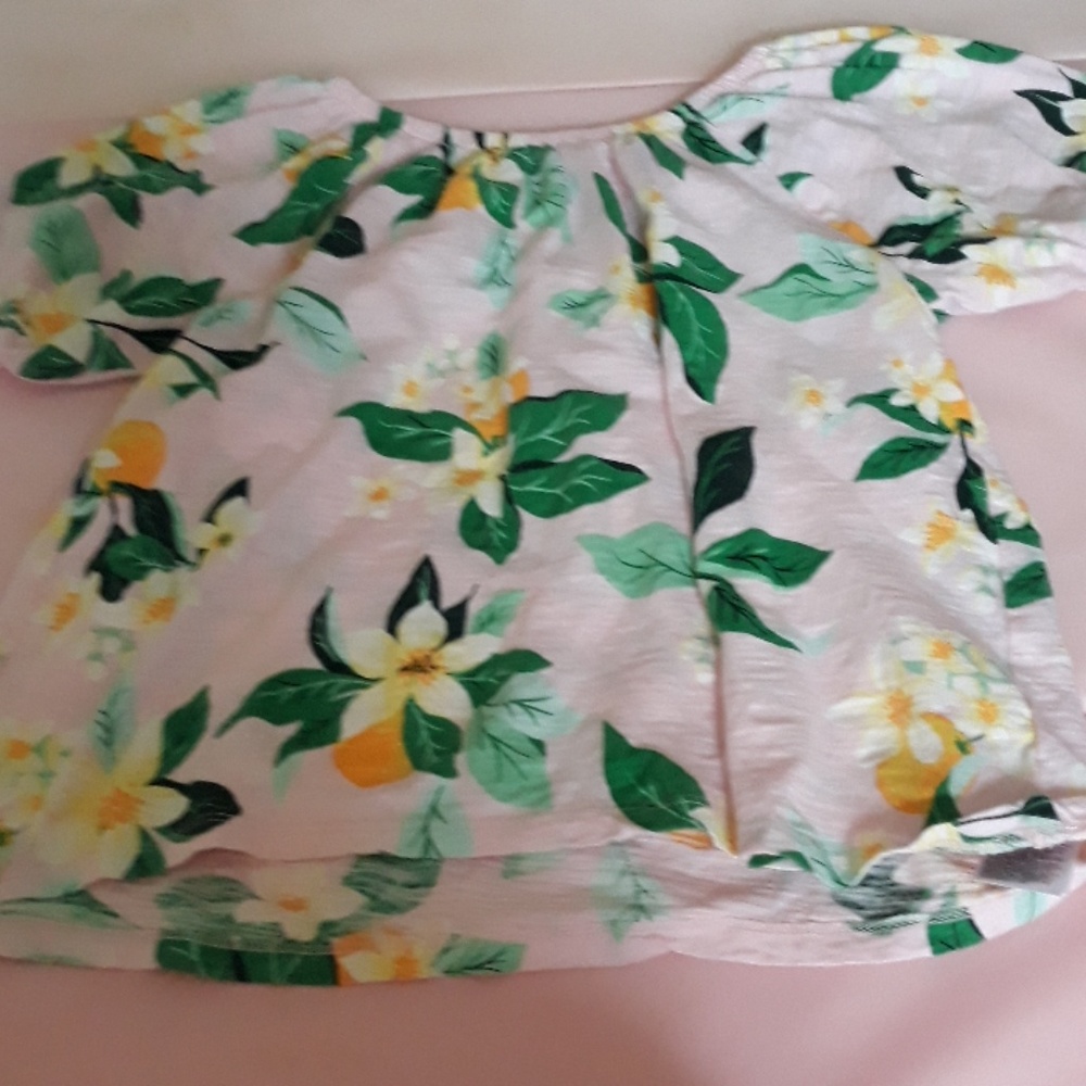 Floral tee shirt